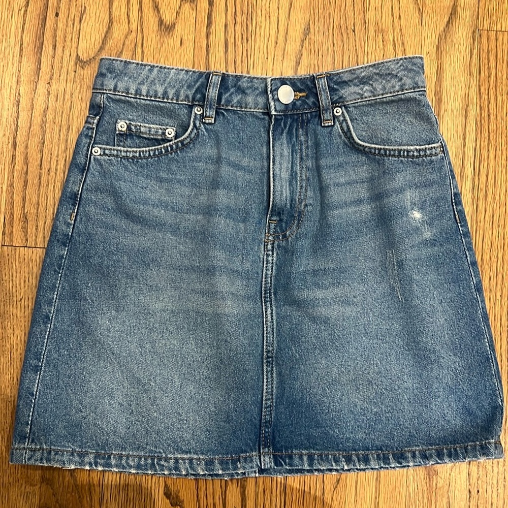 Divided H & M  Sz 2 eur 34 blue jeans skirt mini denim new with tags